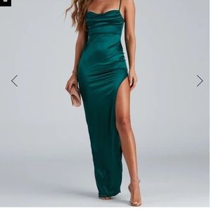 LOLA HIGH SLIT SATIN DRESS windsor store